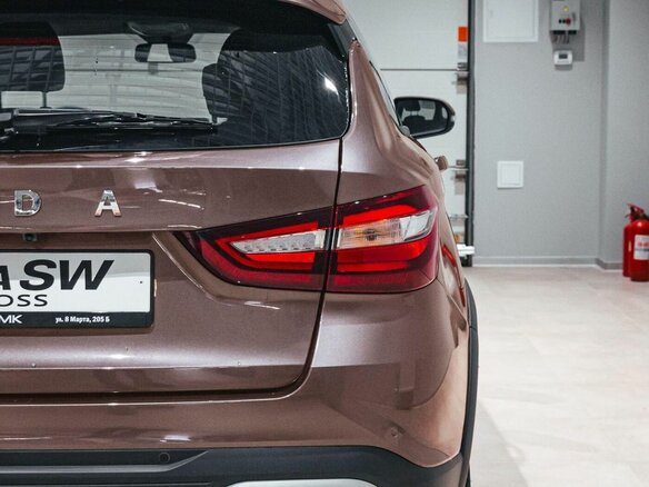 2026 Lada (ВАЗ) Vesta SW Cross I Рестайлинг (NG), коричневый - вид 8