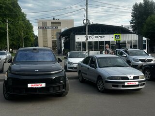 2001 Mitsubishi Carisma I Рестайлинг, серый, 220000 рублей, вид 2