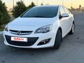 2013 Opel Astra J Рестайлинг, белый - вид 1