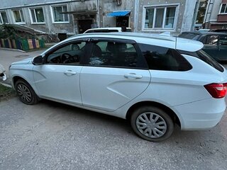 2018 Lada (ВАЗ) Vesta SW I, белый, 900000 рублей, вид 3
