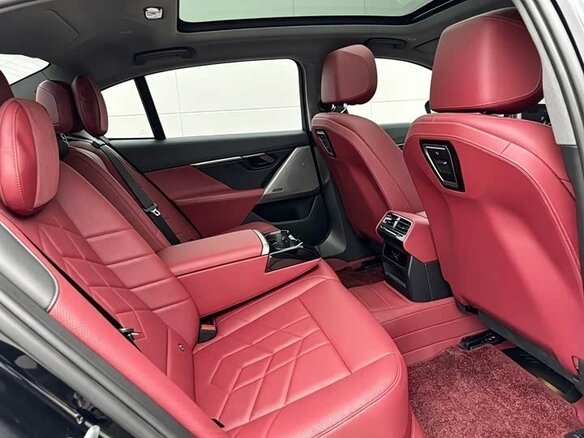 2025 BMW 5 серии 530Li xDrive VIII (G60/G61/G68), чёрный - вид 15