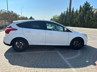 2013 Ford Focus III, белый, 715000 рублей, вид 2