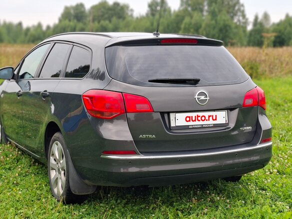 2013 Opel Astra J Рестайлинг, серый, 560000 рублей - вид 6