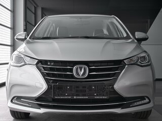 2025 Changan Alsvin, серебристый, 2119900 рублей, вид 2