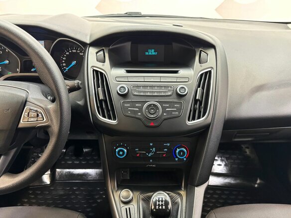 2018 Ford Focus III Рестайлинг, белый, 1235000 рублей - вид 13