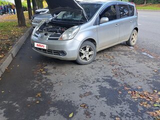 2005 Nissan Note I, серебристый, 530000 рублей, вид 1