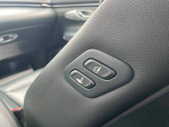 2022 Genesis GV70 I, белый, 3849000 рублей - вид 32
