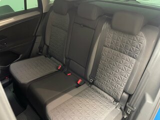 2021 Volkswagen Tiguan II Рестайлинг, синий, 2695000 рублей, вид 5