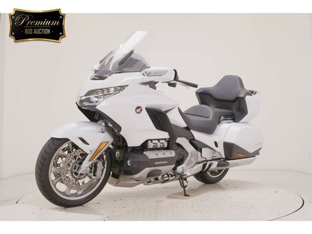 2018 Honda GL 1800 Gold Wing, белый, 2590000 рублей, вид 4