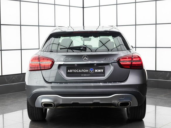 2017 Mercedes-Benz GLA 250 I (X156) Рестайлинг, серый - вид 3