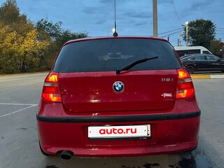 2009 BMW 1 серии 116i I (E81/E82/E87/E88) Рестайлинг, красный, 880000 рублей, вид 5