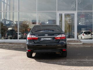 2015 Toyota Camry VII (XV50) Рестайлинг, чёрный, 1851100 рублей, вид 4