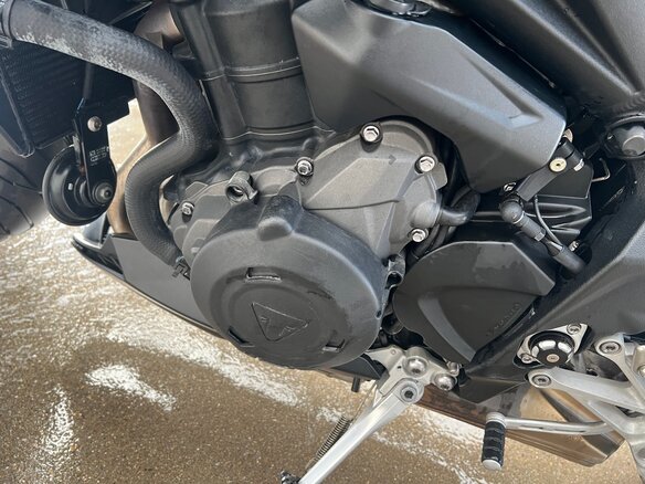 2019 Triumph Street Triple, чёрный, 750000 рублей - вид 17