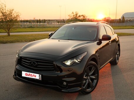 2012 Infiniti FX37 II (S51) Рестайлинг, чёрный, 1980000 рублей, вид 1