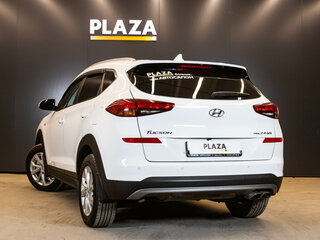 2020 Hyundai Tucson III Рестайлинг, белый, 2500000 рублей, вид 4