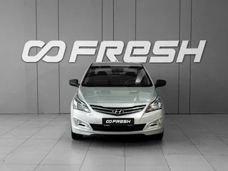 2016 Hyundai Solaris I Рестайлинг, серебристый, 782000 рублей, вид 3
