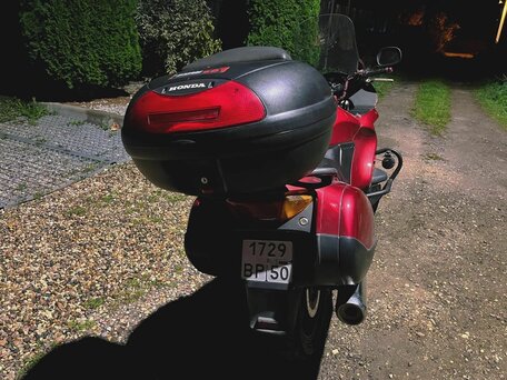 2001 Honda NT650V Deauville, красный, 370000 рублей, вид 3