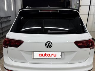 2018 Volkswagen Tiguan II, белый, 2800000 рублей, вид 3