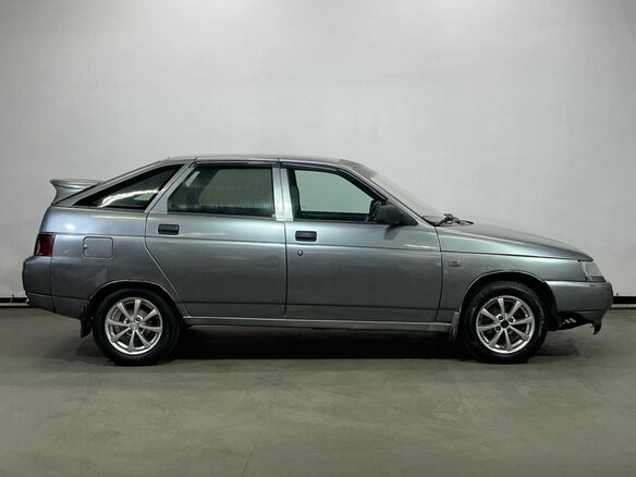 2006 Lada (ВАЗ) 2112, серый, 130000 рублей - вид 3