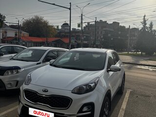 2019 Kia Sportage IV Рестайлинг, белый, 2200000 рублей, вид 1