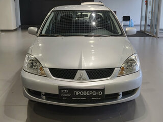 2009 Mitsubishi Lancer Classic IX Рестайлинг, серебристый, 380000 рублей, вид 2