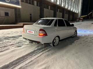 2011 Lada (ВАЗ) Priora I, белый, 500000 рублей, вид 4