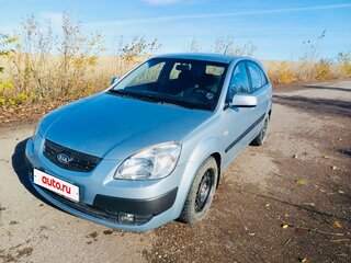 2007 Kia Rio II, серебристый, 490000 рублей, вид 2