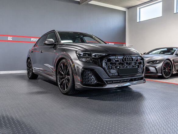 2026 Audi Q8 50 TDI I (4M) Рестайлинг, серый, 14290000 рублей - вид 3