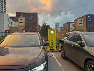2026 Voyah Free I Рестайлинг, красный, 5100000 рублей, вид 2