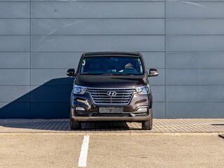 2018 Hyundai Grand Starex I Рестайлинг 2, коричневый, 3195000 рублей, вид 2