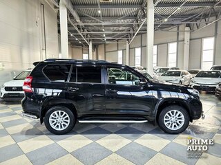 2016 Toyota Land Cruiser Prado 150 Series Рестайлинг 1, чёрный, 3329000 рублей, вид 4