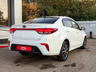 2018 Kia Rio IV, белый, 1299000 рублей, вид 3