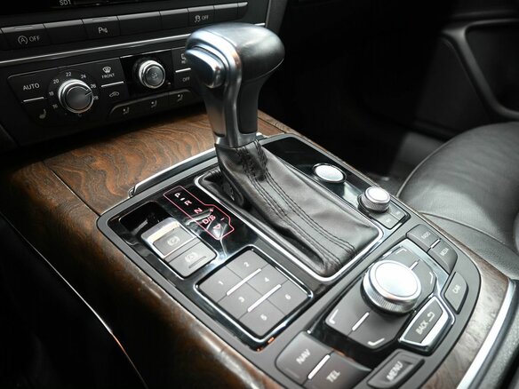 2013 Audi A6 IV (C7), белый - вид 17