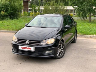 2018 Volkswagen Polo V Рестайлинг, чёрный, 1390000 рублей, вид 2