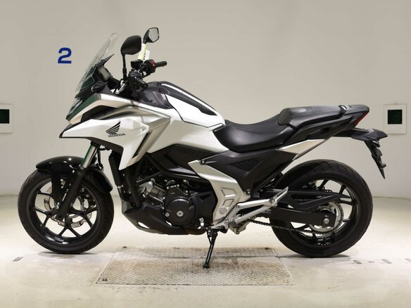 2024 Honda NC 750X, белый, 977000 рублей