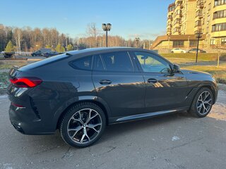 2021 BMW X6 30d III (G06), серый, 8300000 рублей, вид 5