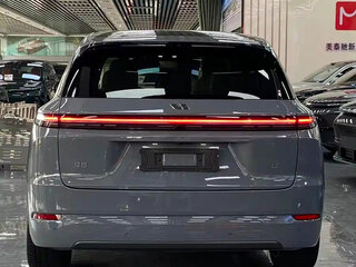 2025 Li Auto (Lixiang) L7 52.3 kWh I Рестайлинг, серебристый, 7498001 рублей, вид 4