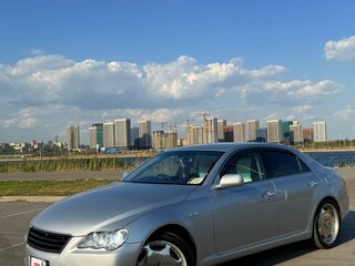 2004 Toyota Mark X I, серебристый, 1100000 рублей, вид 1