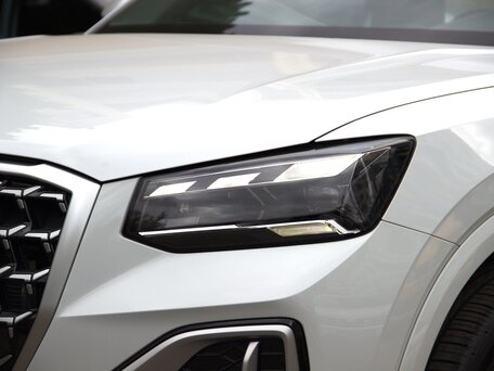 2026 Audi Q2 L 35 TFSI I Рестайлинг, белый, 3299000 рублей, вид 3