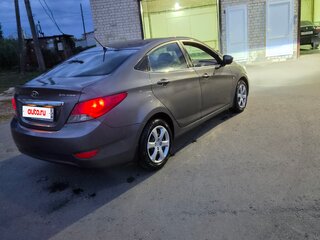 2012 Hyundai Solaris I, серый, 720000 рублей, вид 5