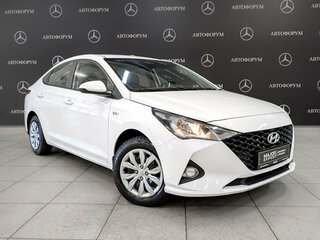 2022 Hyundai Solaris II Рестайлинг, белый, 1580000 рублей, вид 3