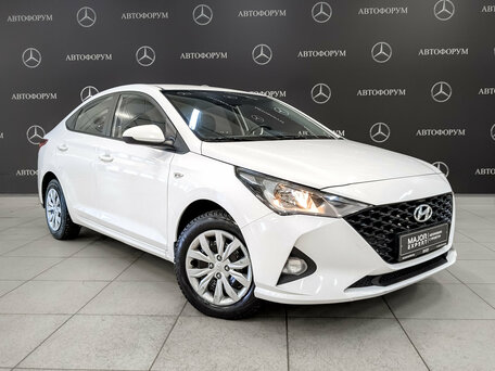 2022 Hyundai Solaris II Рестайлинг, белый, 1565000 рублей, вид 3