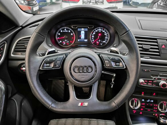 2012 Audi Q3 I (8U), белый - вид 7
