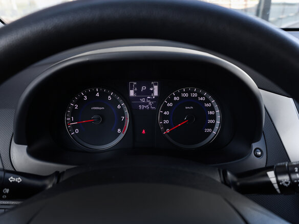 2016 Hyundai Solaris I Рестайлинг, красный, 998000 рублей - вид 12