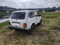 2012 Lada (ВАЗ) 2121 (4x4) I Рестайлинг, белый, 350000 рублей - вид 3