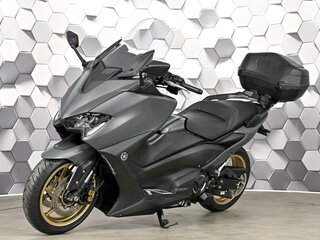 2021 Yamaha TMAX, серый, 999000 рублей, вид 2