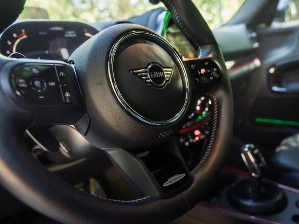 2022 Mini Countryman JCW John Cooper Works II Рестайлинг, серебристый, 4500000 рублей - вид 12