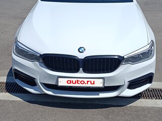2019 BMW 5 серии 530d xDrive VII (G30/G31/G38), белый, 4860000 рублей, вид 2