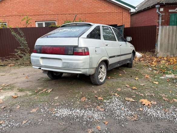 2004 Lada (ВАЗ) 2112, серебристый, 120000 рублей - вид 2
