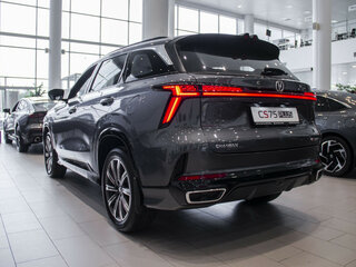 2025 Changan CS75 Plus III, серый, 4189900 рублей, вид 4